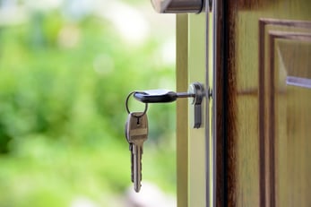 StockSnap_Z1TKDI29FZ_KeyOpenDoor_AccessDataAboutData_BP